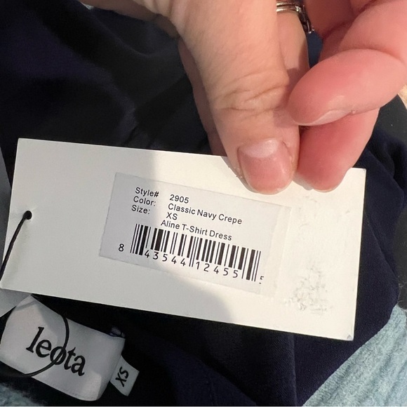 NWT Leota A-Line T-Shirt Dress In Classic Navy Dress - Picture 12 of 12